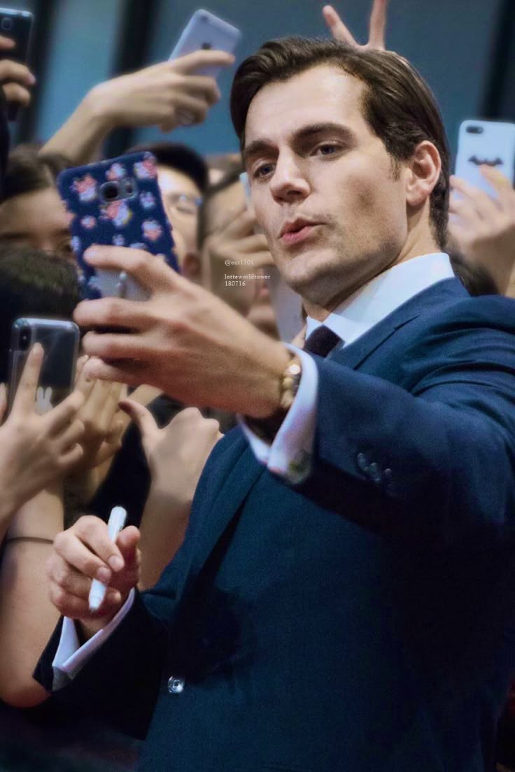 Henry Cavill